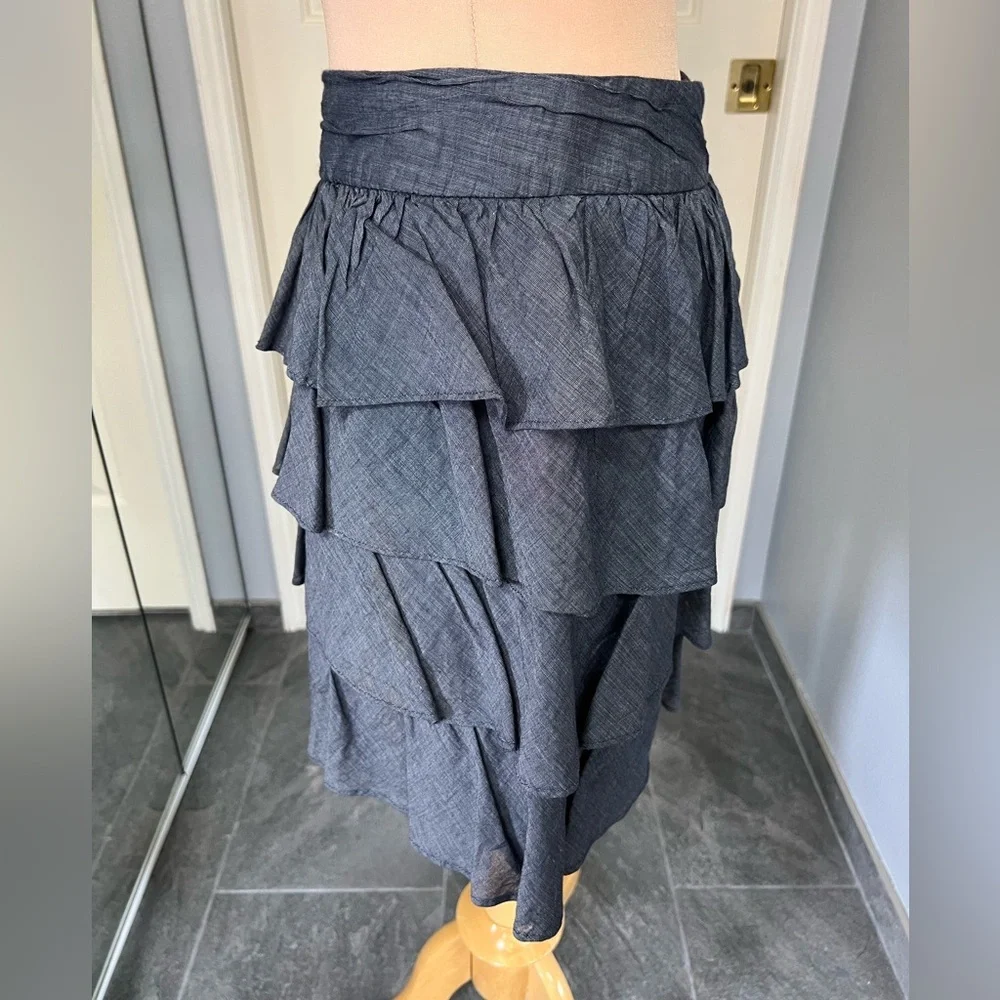 Banana‎ Republic Chambray Tiered Ruffle Skirt